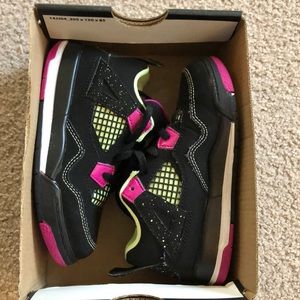 Kids Jordan 4 Retro GT Size 9c